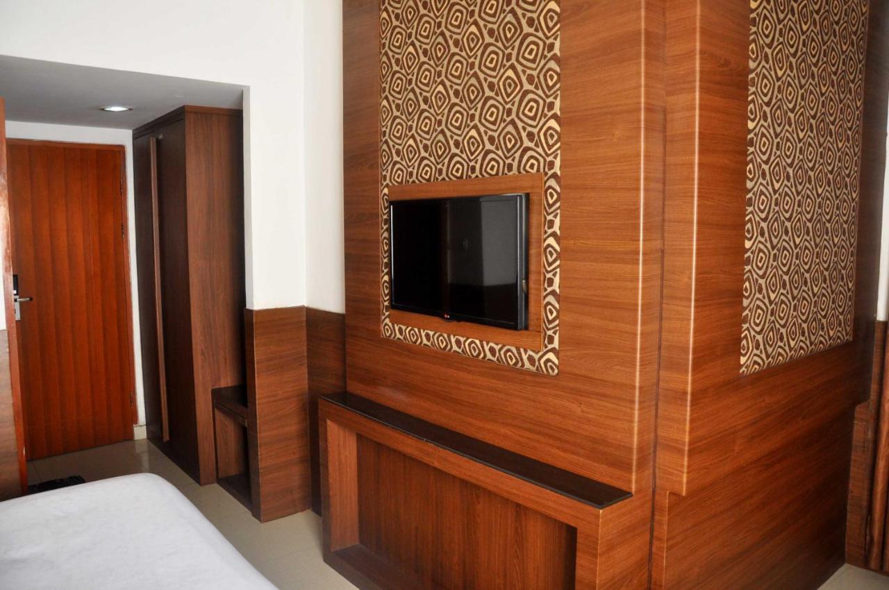 Hotel Ams Penthouse Dżakarta Zewnętrze zdjęcie